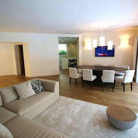 Serena Villa *